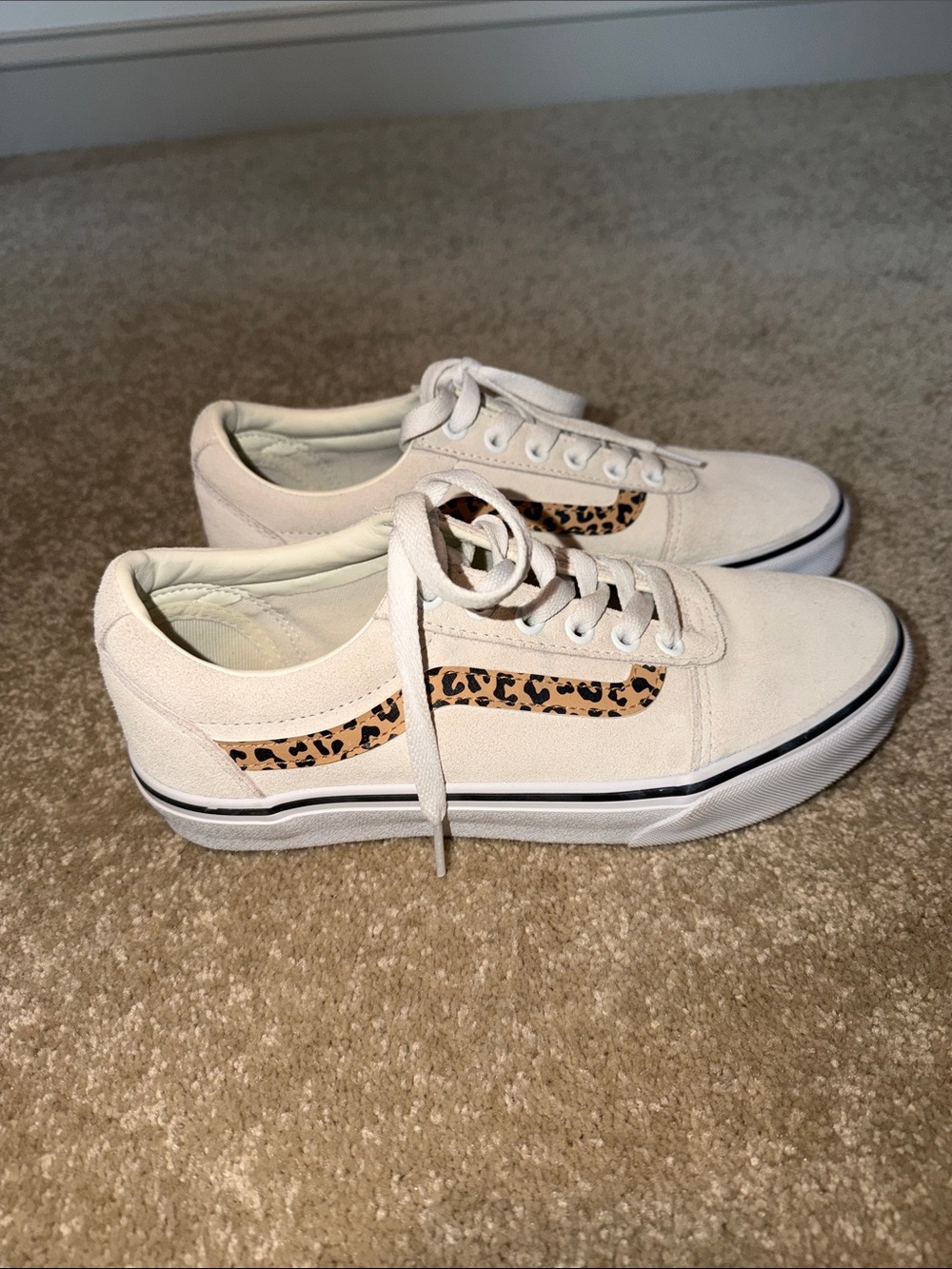 Leopard Vans - Picture 3 of 5